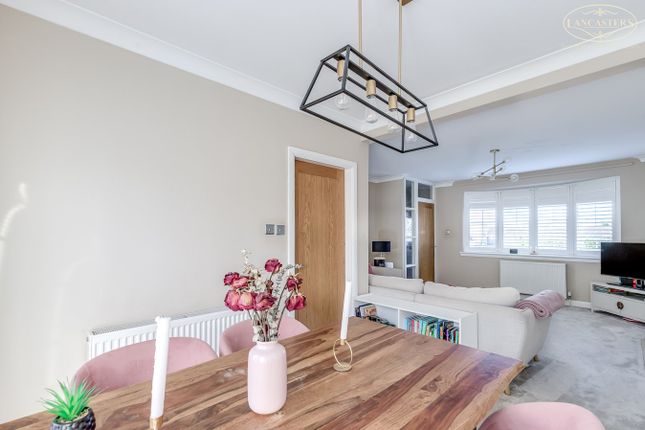 19, Birkenhills Drive, Bolton photo 4