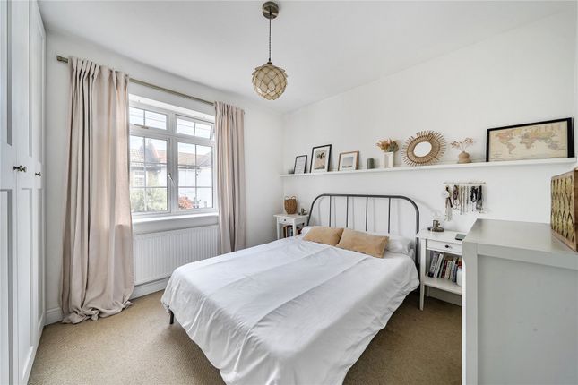 10, Gowland Place, Beckenham photo 4