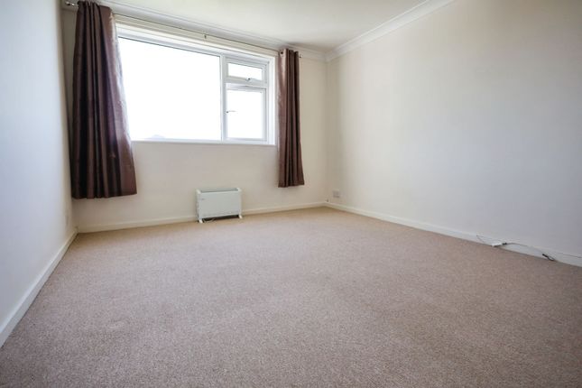 Flat E3, Elizabeth Court Grove Road, Bournemouth photo 4