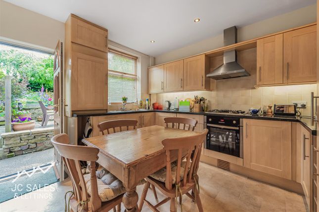 5, Lemont Road, Sheffield photo 4