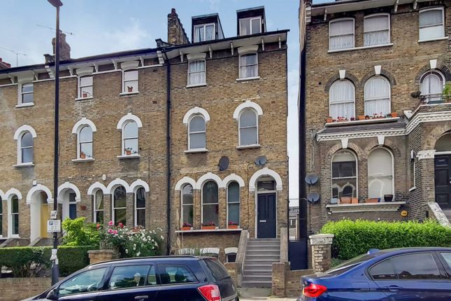 Thumbnail Flat to rent in North Villas, Camden, London