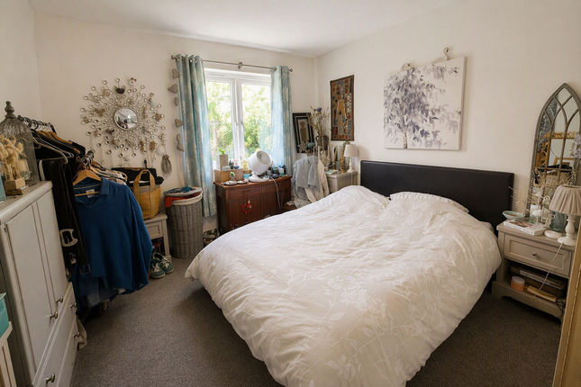 10, Heathfield photo 4