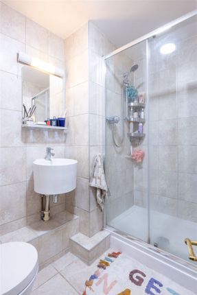 Flat for sale in Catharine Place, Bath