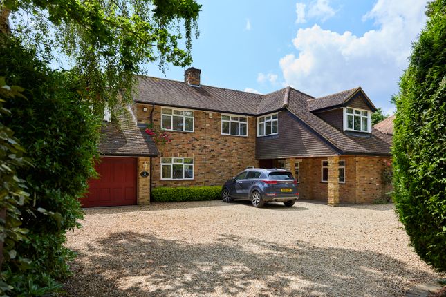 Thumbnail Detached house for sale in Chiltern Hill, Gerrards Cross