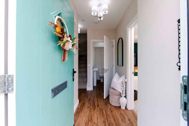 12 Orchid Grove, Blackwood photo 3