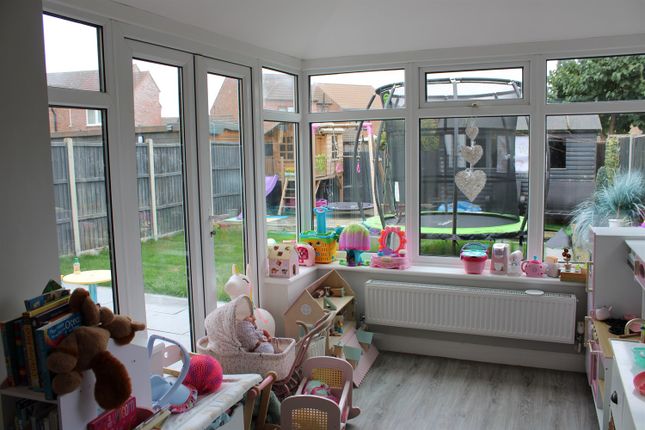 Aspen Drive, Sleaford photo 4