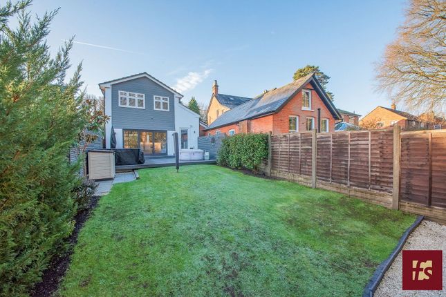 3-bed detached on 50, Longdown Road, Sandhurst, £630,000