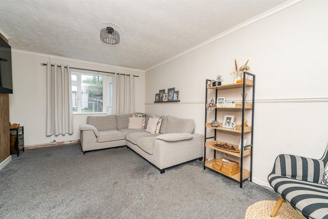 Leasowe Road, Rugeley photo 4
