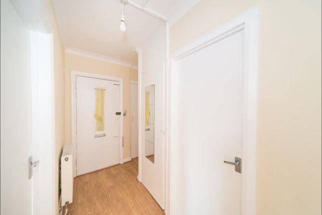 Flat for sale in Church Road, Heston