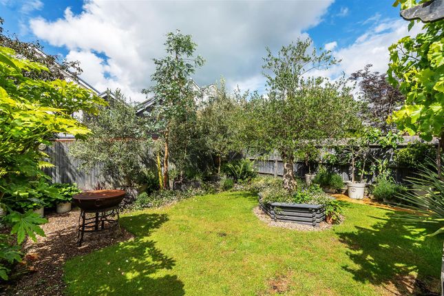 36, Tippett Lane, Oxted photo 3