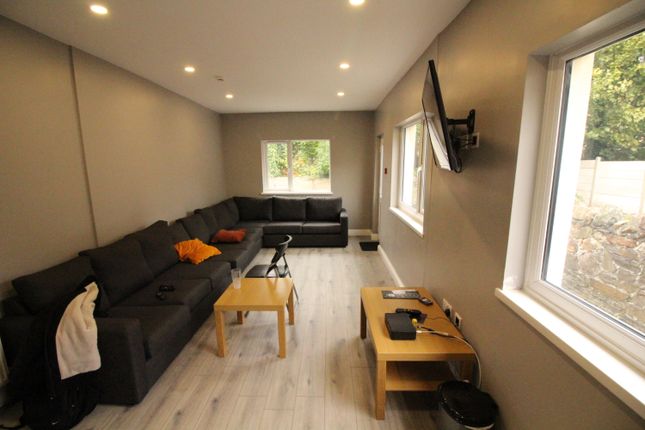 6-bed terraced on 26, Miskin Street, Cardiff, £3,900/mo