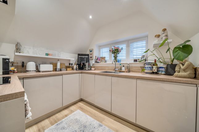 Apartment 7, Bassetts House, 8, Acorn Way, Orpington photo 2