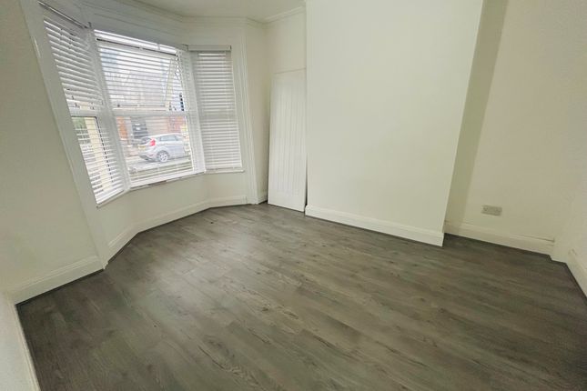 50, Bootle photo 2