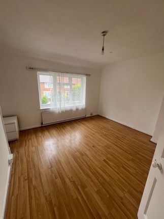902, Green Lane, Dagenham photo 4