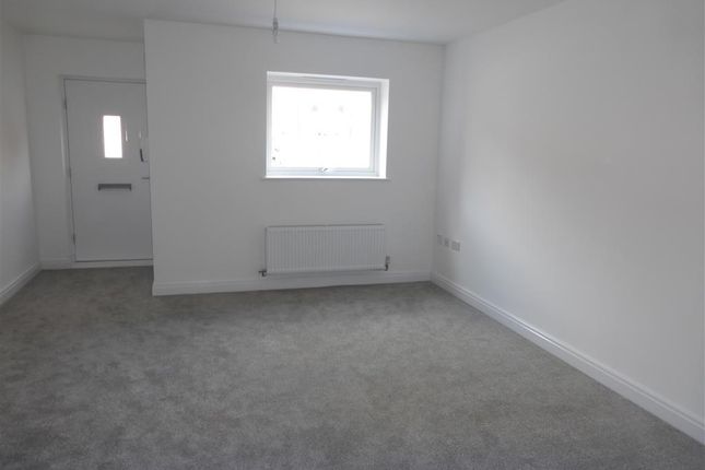 24, Boldison Close, AYLESBURY photo 5