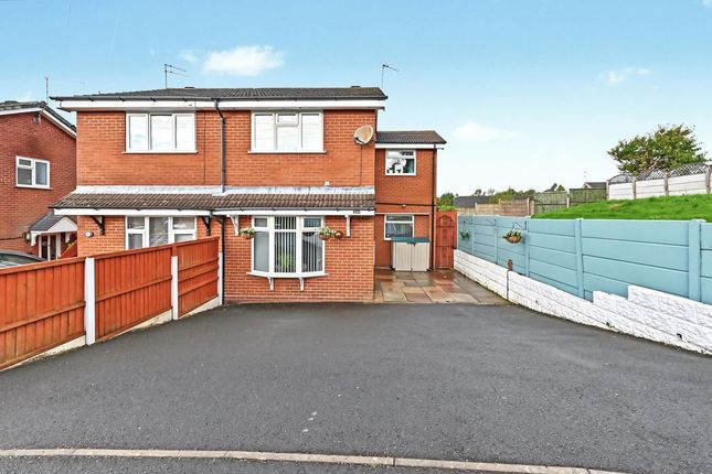14, Powy Drive, Stoke-On-Trent photo 3