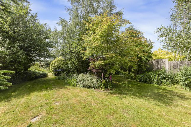 22, Greenlands, St Mary's Platt photo 4