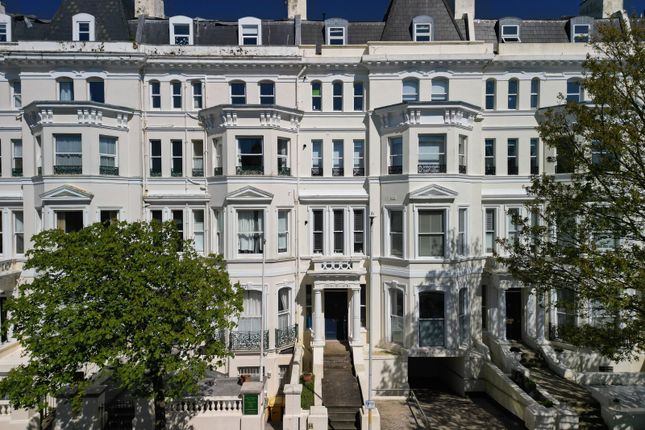 Flat 1 Testwood Court, 27-29, Clifton Gardens, Kent photo 2