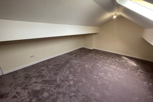24A, Firth Park Road, Sheffield photo 4