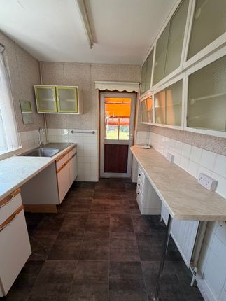 66, Warden Hill Road, Luton photo 4