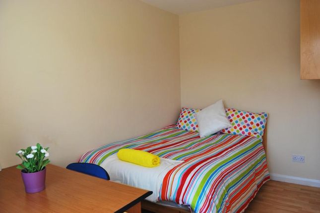 9, Brabourne Close, Canterbury photo 4