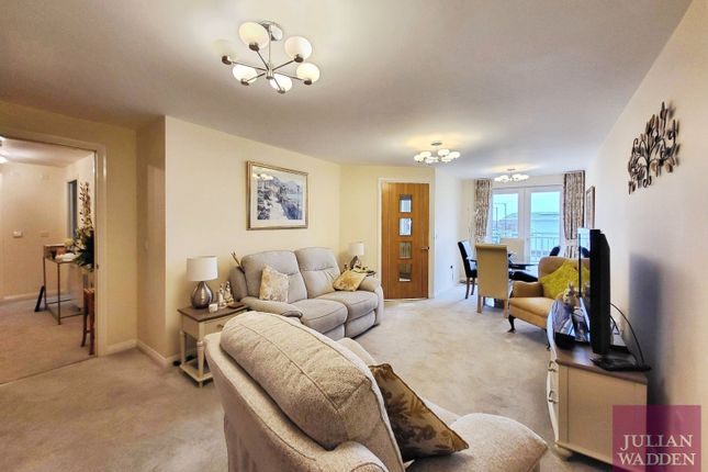 Flat 82,, Woodgrove Court, Hazel Grove photo 3