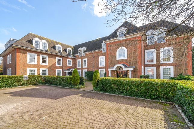 Flat for sale in Crossways, Beaconsfield