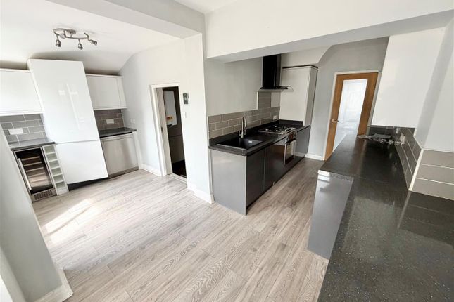 107, Meriton Road, Handforth photo 2