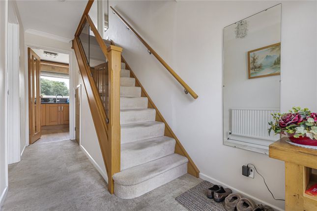 127, Archer Way, Kent photo 2