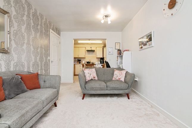 Apartment 9, Kingfisher House, Kingfisher Way, Tipton photo 3