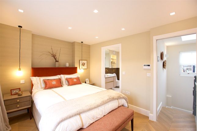 33, Glebe Place, London photo 4