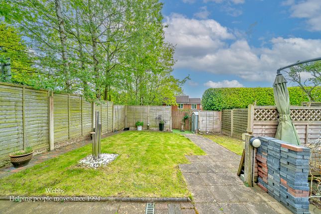 16, Weston Close, Cannock photo 4