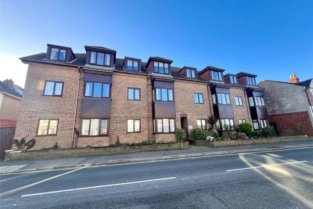 Thumbnail Flat for sale in Maple Court, 3A Staunton Avenue, Hayling Island, Hampshire