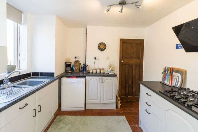3, Stanley Place, Deeside photo 4
