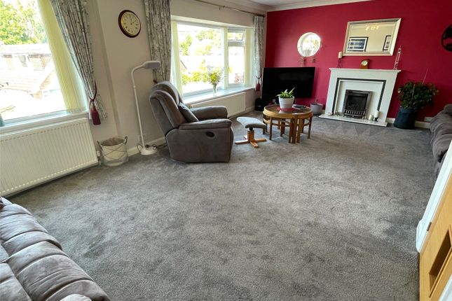 22, Forgewood Drive, Lancaster photo 3