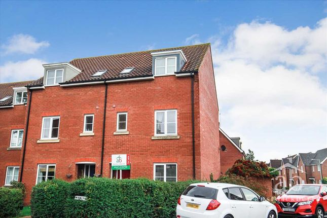 Thumbnail Town house to rent in Ropes Drive, Kesgrave, Ipswich