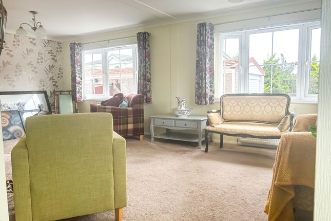44, Hazelgrove Residential Park Milton Street, Saltburn-by-the-Sea photo 3
