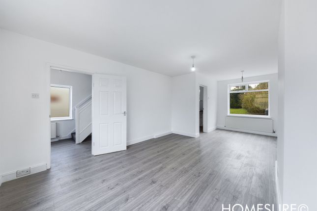 9, Oak Close, Prescot photo 3