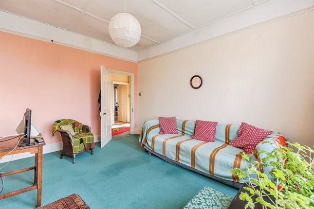 Flat 4, 25, Pevensey Road, St. Leonards-On-Sea photo 4