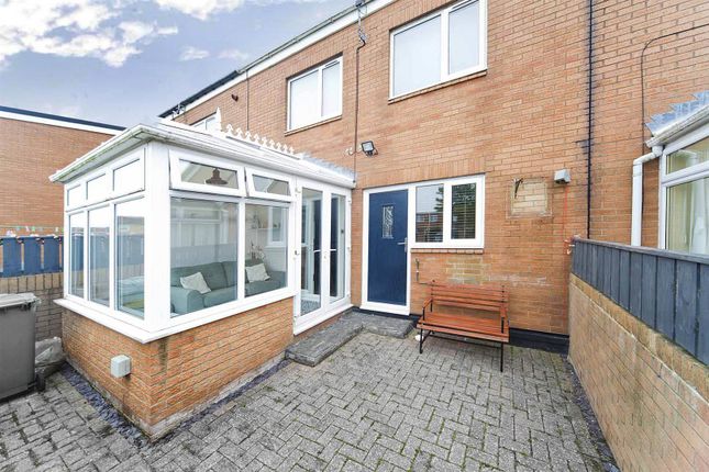84, Gloucester Place, Peterlee photo 5