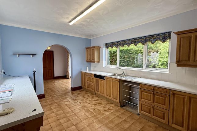 Rose Vale, Hirwaun Road, Llanelli photo 4