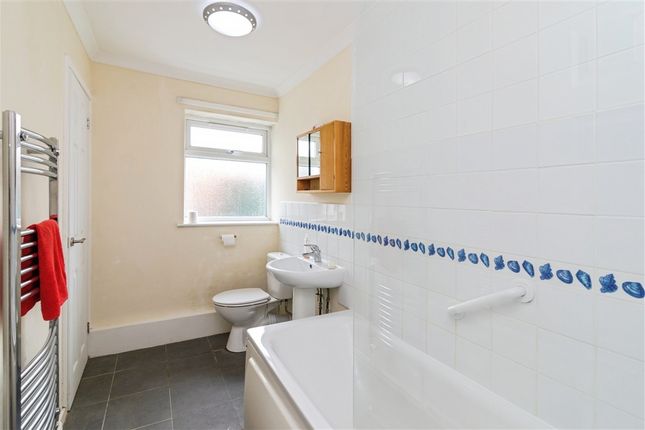 Kingfisher Court, LOWESTOFT photo 4