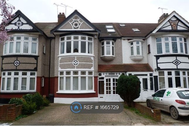 Thumbnail Terraced house to rent in Glenwood Gardens, Ilford