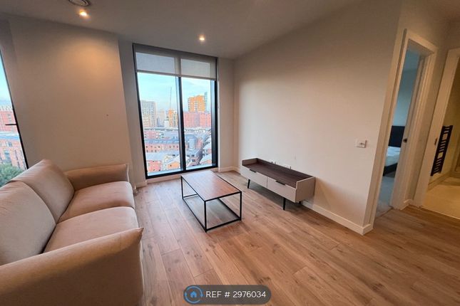 1-bed flat on Flat, Aspin Lane, Manchester, £1,250/mo