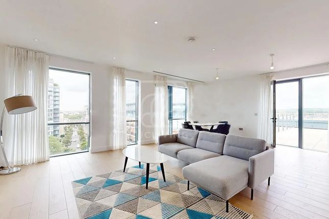 Fairbank House 13 Beaufort Square, Beaufort Park