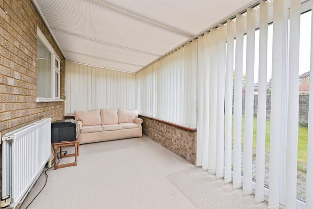 6, Hawthorn Road, Peterborough photo 4