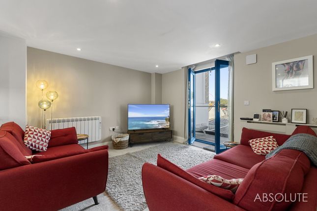 Flat 13 Victoria Parade, Queens Quay, Torquay photo 3