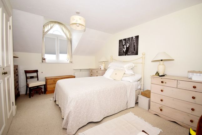 Flat to rent in Westergate Mews, Nyton Road, Westergate, Chichester