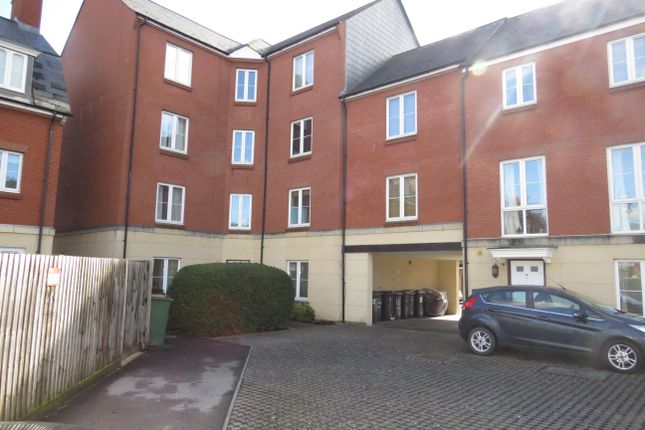 2 bed flat to rent in Turners Court, Melksham SN12