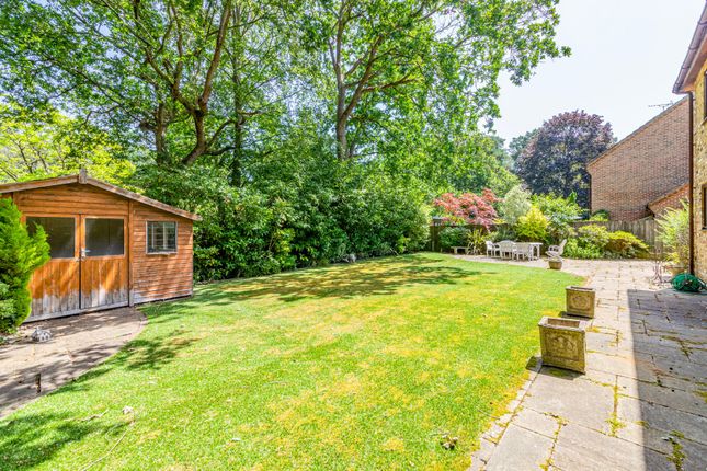 Chester Court, 3, Wood Riding, Pyrford Woods photo 4